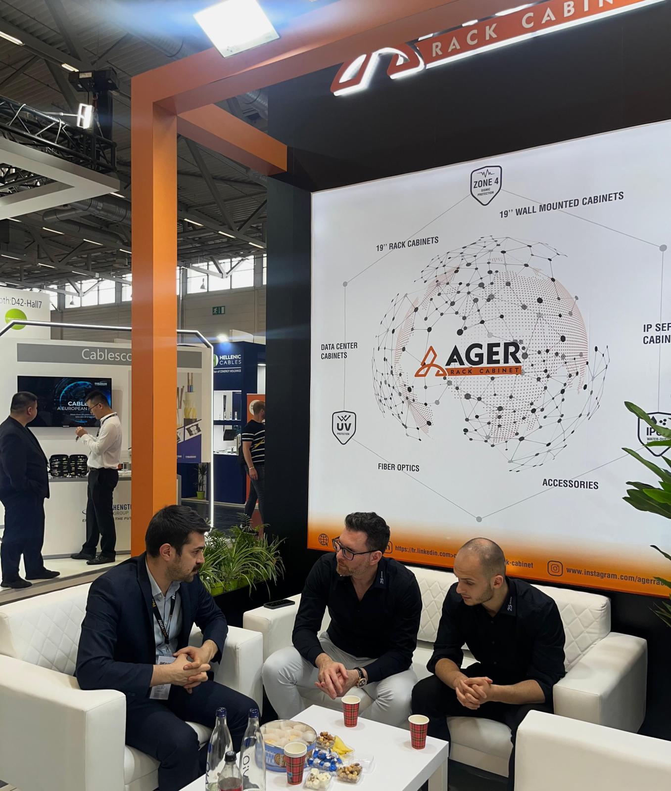 We connected with Europe’s tech community at ECOC 2024 through our fiber-optic infrastructure solutions.